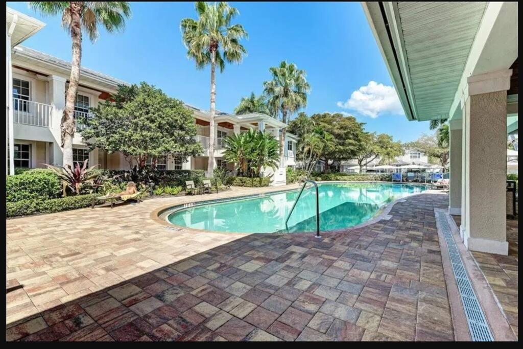 1 Bedroom , 1 Bath With Kitchen At Img Bradenton Exterior photo